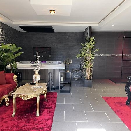 O Venus Spa Sin-le-Noble Bagian luar foto